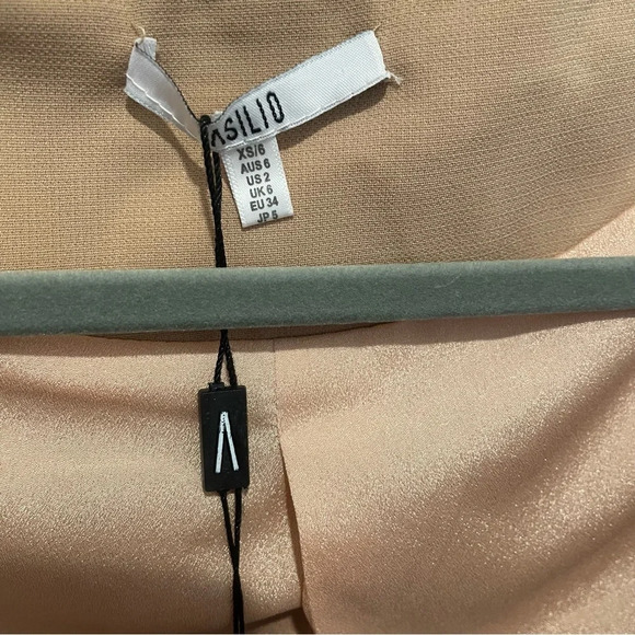 Asilio Tan Off-Shoulder Blazer - Picture 6 of 16